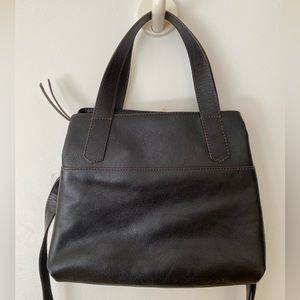 Fossil - Black leather bag with hand strap and removable shoulder strap